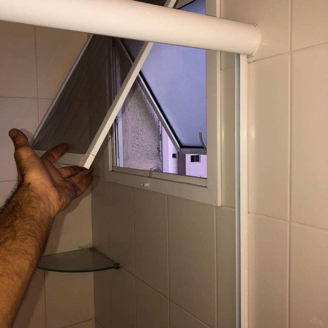 Tela Mosquiteira para Basculantes