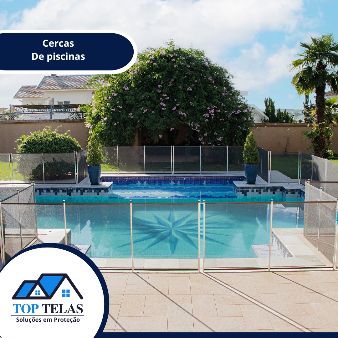 cerca de piscinas estalada em area externa