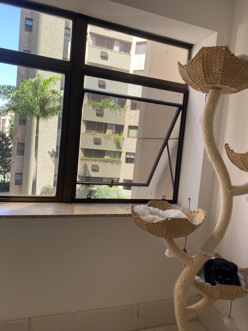 Tela Mosquiteira para Basculantes