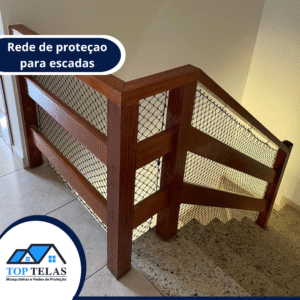 rede de protecão instalada em escada